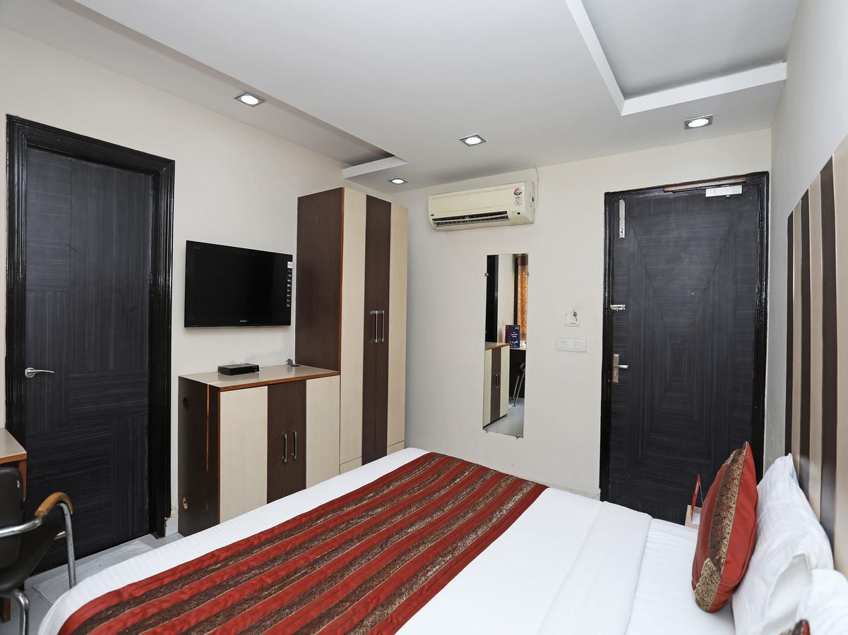 Hotel Balsons Continental Nové Dillí Exteriér fotografie